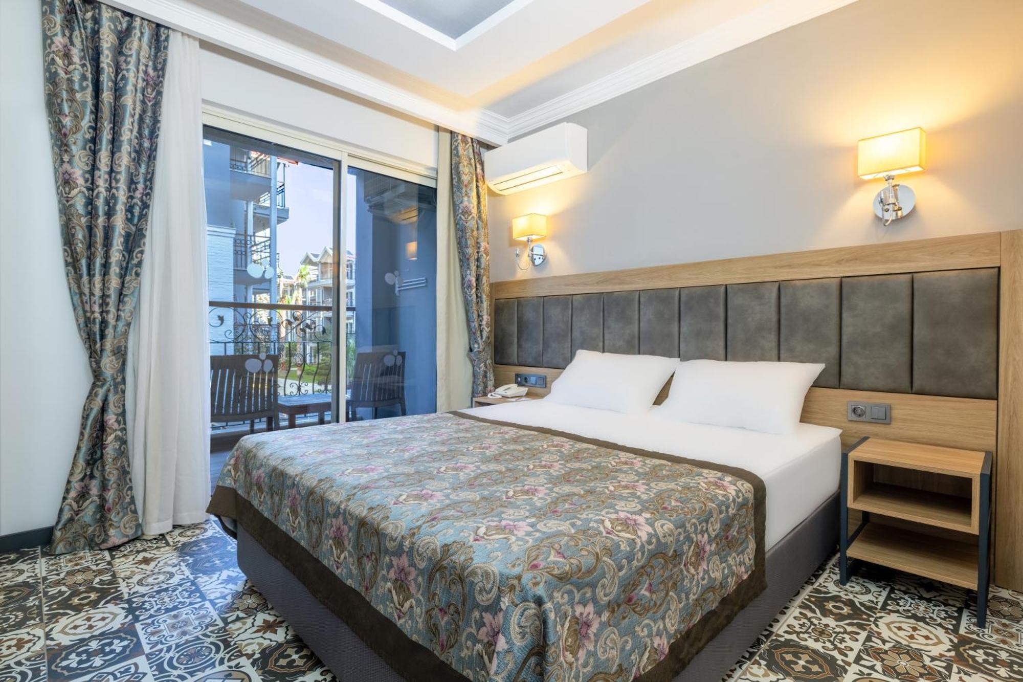 Crystal Aura Beach Resort & Spa Κεμέρ Εξωτερικό φωτογραφία