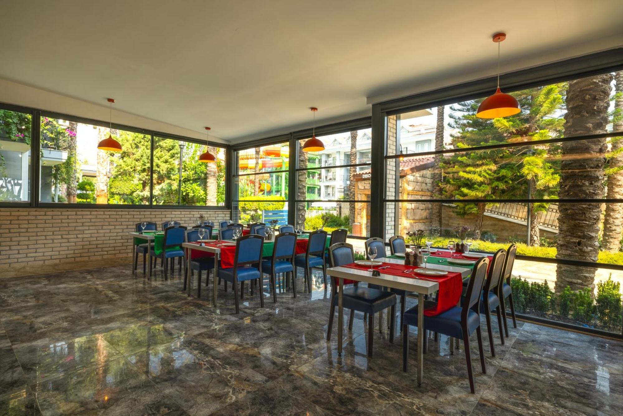 Crystal Aura Beach Resort & Spa Κεμέρ Εξωτερικό φωτογραφία